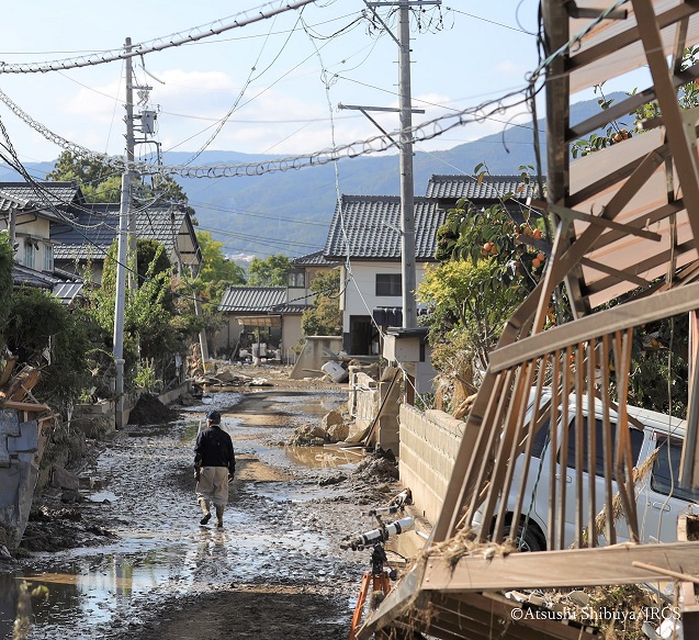 氾濫した千曲川の濁流にのみ込まれた長野市穂保地区（長野県）.jpg